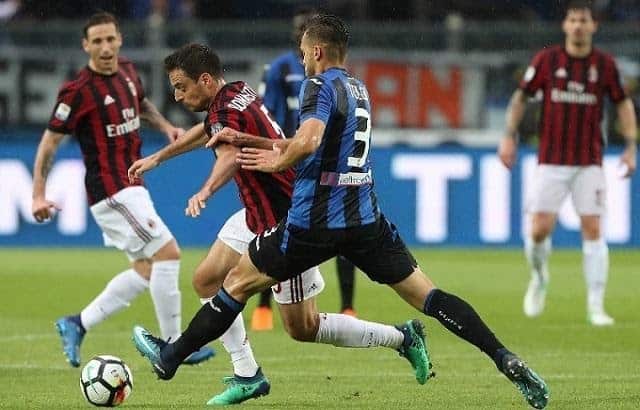Soi kèo AC Milan vs Atalanta, 26/7/2020