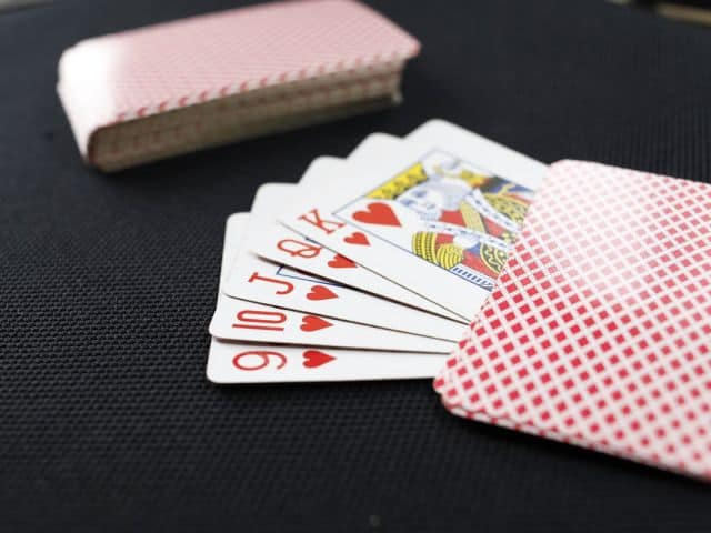 Nam ra doi va noi ra doi cua Phom