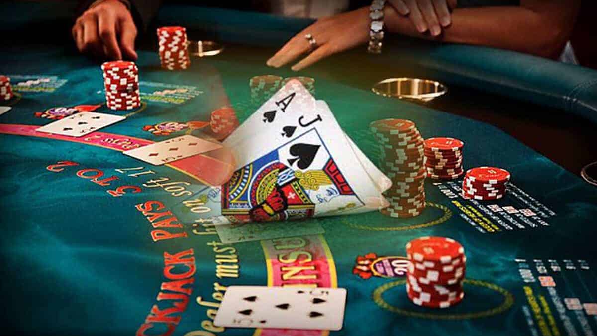 Tìm hiểu chi tiết về trò chơi Blackjack trực tuyến cực hot