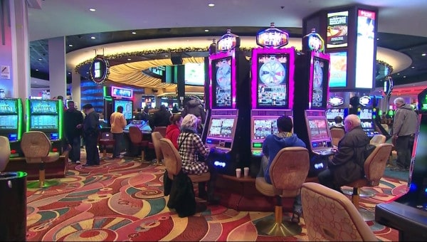 Những yếu tố giúp bạn chơi Phỏm tốt hơn để luôn thắng được tiền cược