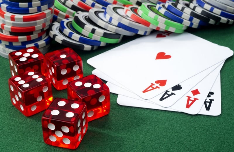 So sánh đặc điểm giữa bài cào cái và bài cào rùa online?