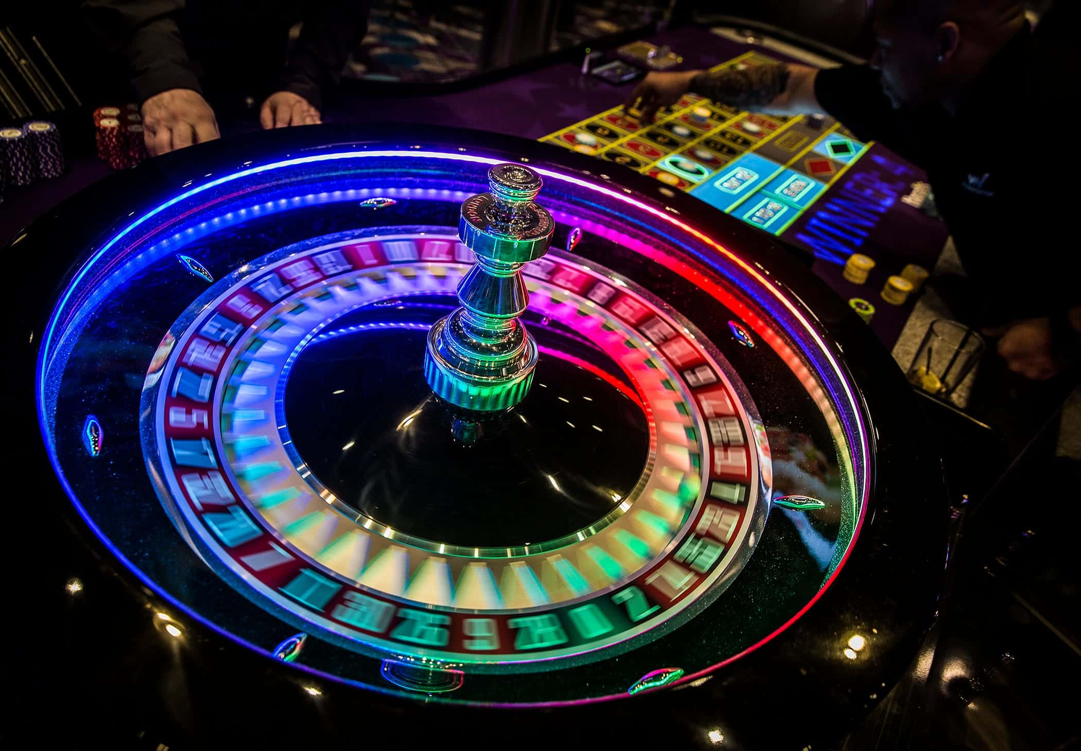 Những ưu điểm và nhược điểm của chiến lược Fibonacci Roulette