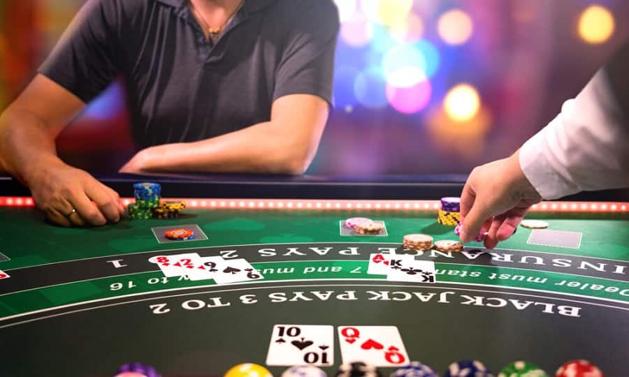 Những lưu ý bạn cần tìm hiểu để chơi Blackjack dễ kiếm tiền thưởng hơn
