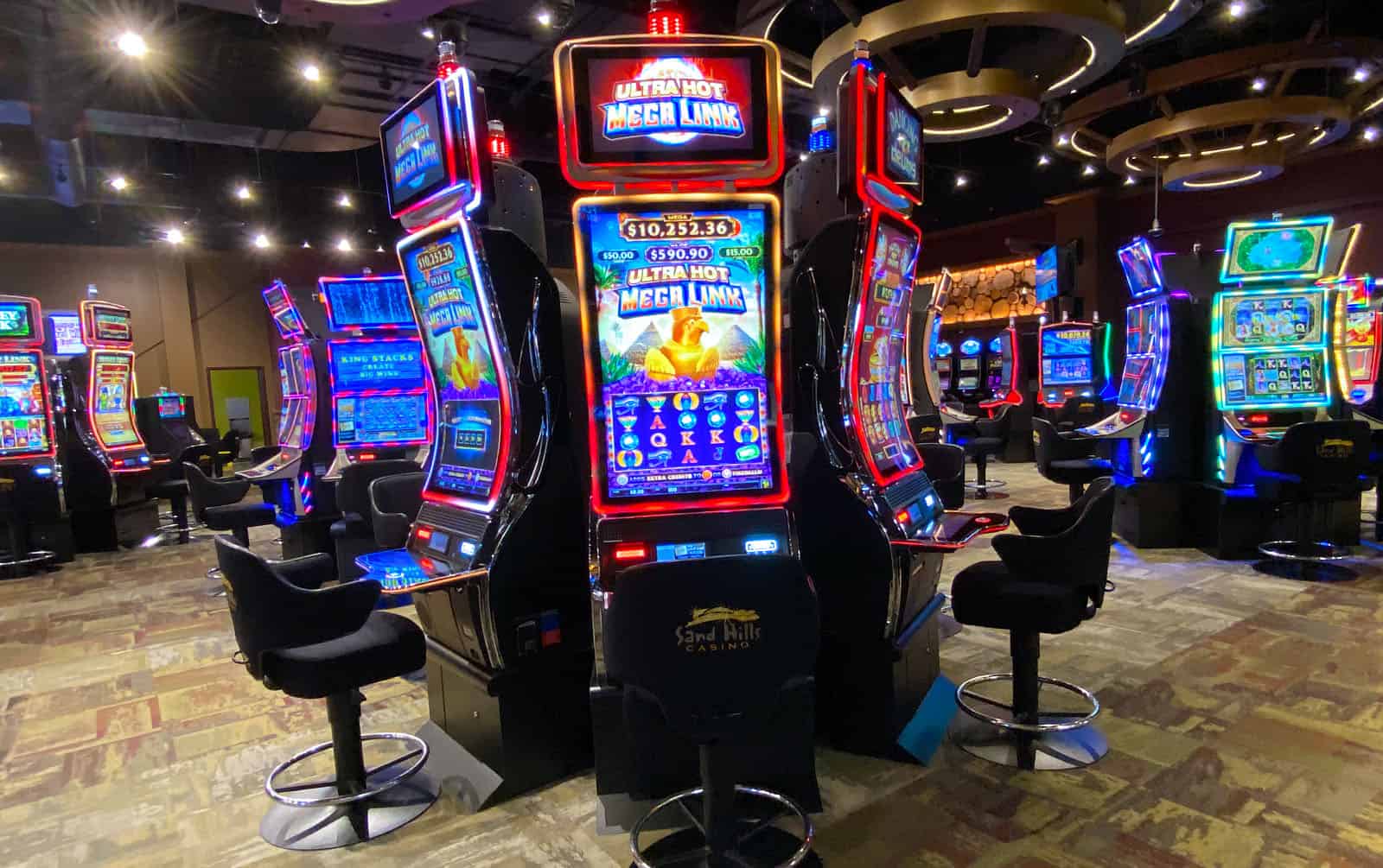 Những yếu tố cần thiết để kiếm tiền từ máy Slot Machine mà bạn cần khám phá