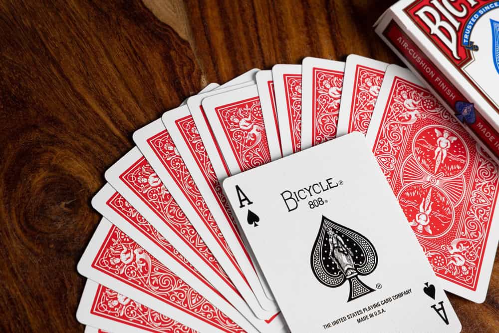 Lựa chọn hình thức chơi bài cào phù hợp với bản thân