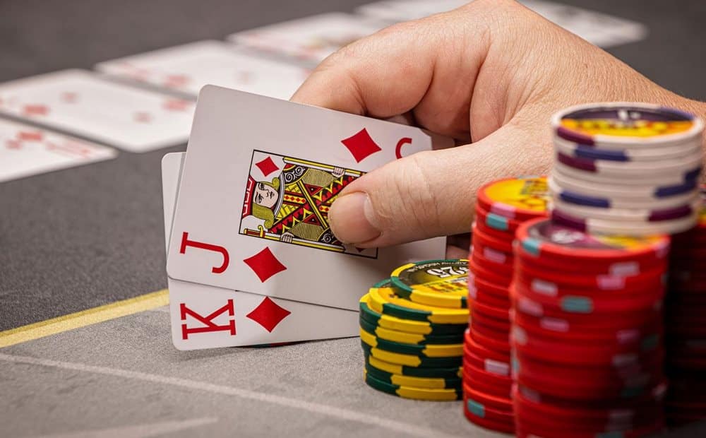Poker là game P2P nổi bật và đầy hấp dẫn